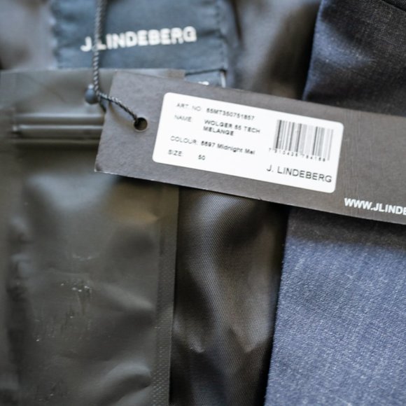 J. Lindeberg Wolger Tech Coat in Midnight Melange - Picture 10 of 12